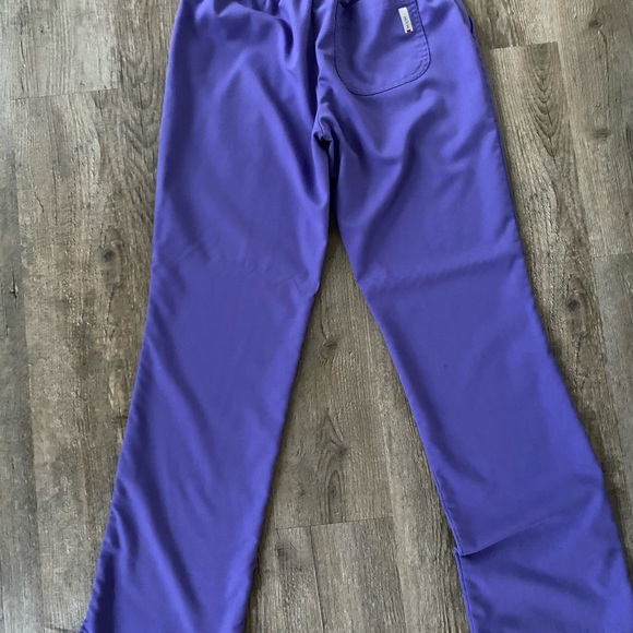 Greys Anatomy Scrub pants, small - Picture 2 of 4